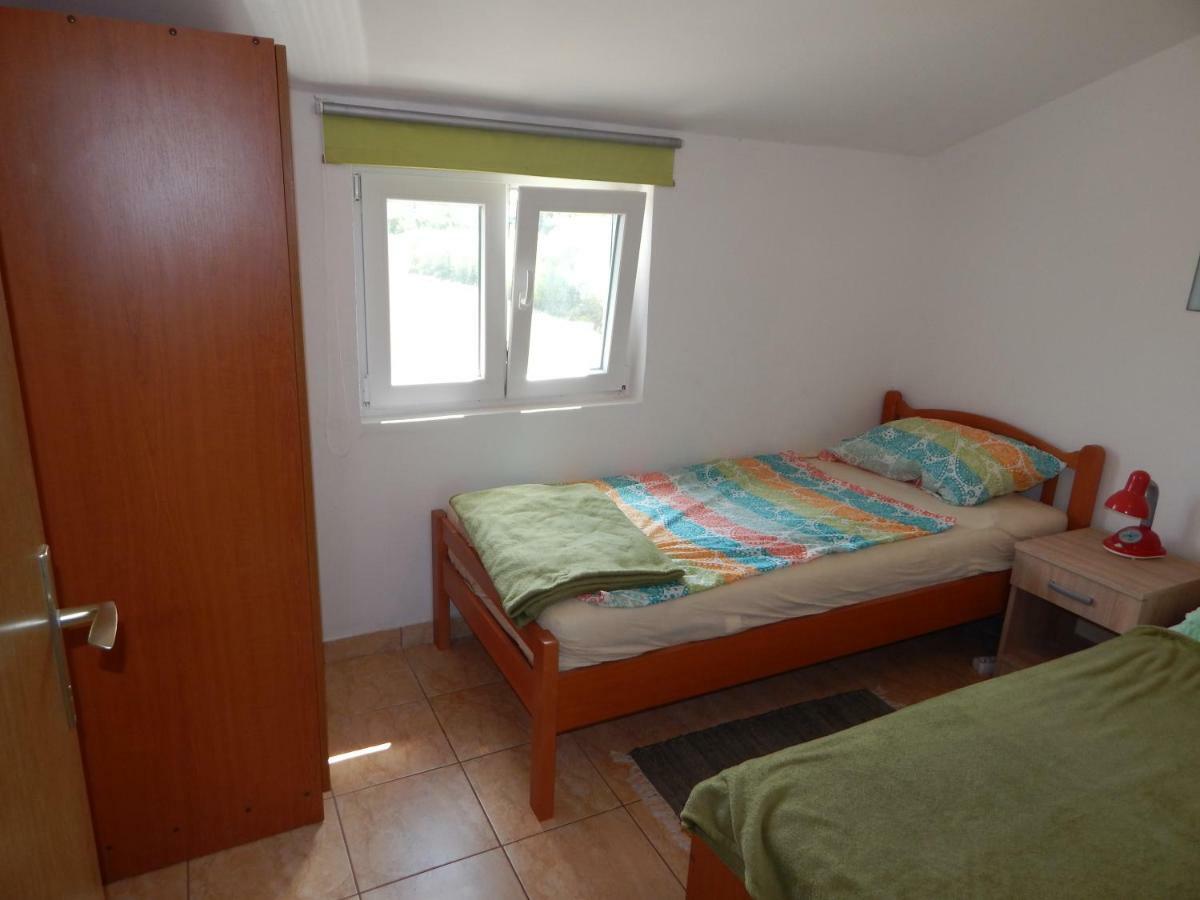 Apartmani Nin Esterno foto