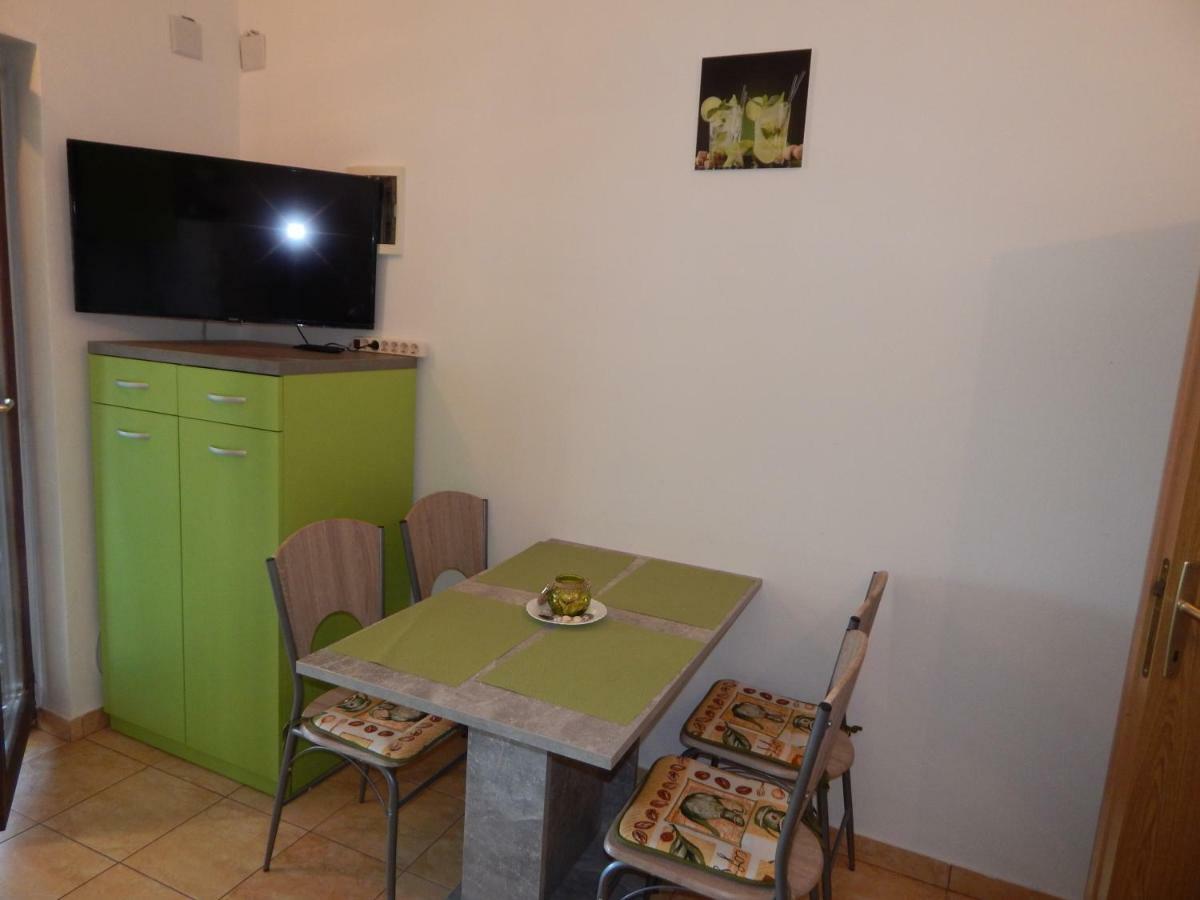 Apartmani Nin Esterno foto